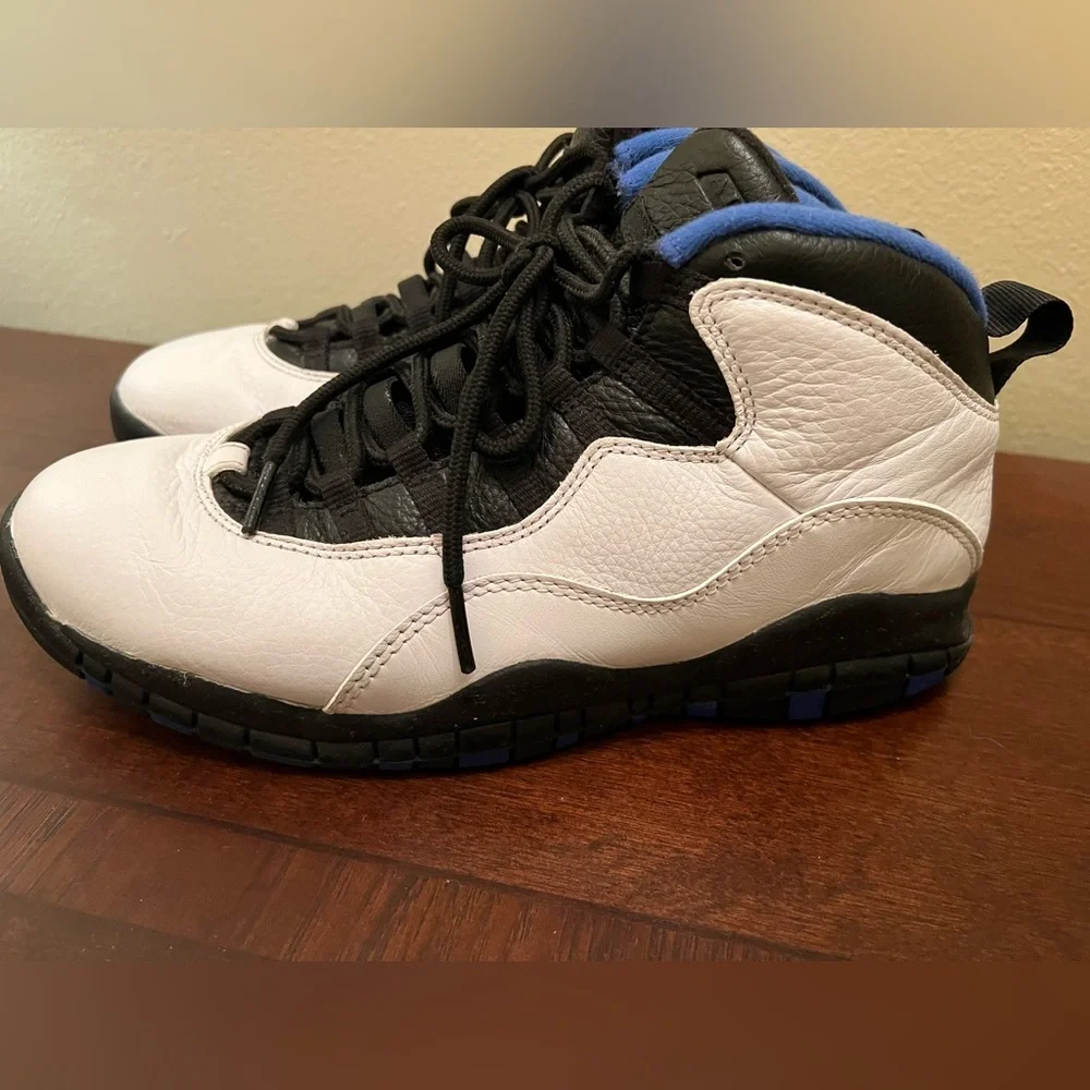 Nike’s Air Jordan 10 Retro ‘Orlando’ 2018 release in size US Men’s 8.5 - Picture 2 of 6